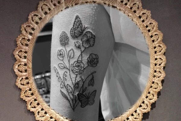 ♀ Flowers Tattoo